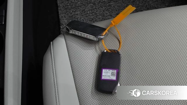 Kia Sportage 5th Generation Hybrid 2024 Белый из Кореи, фото 5