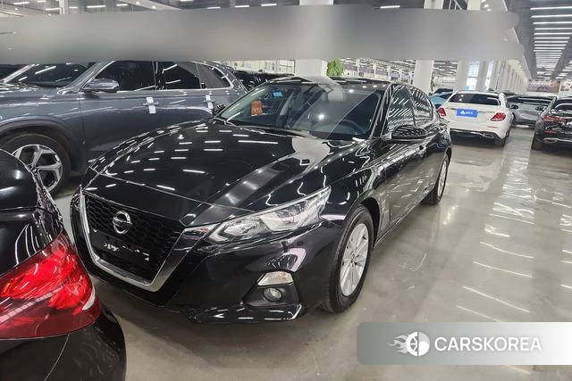 Nissan Altima 2023 Черный из Китая, фото 5