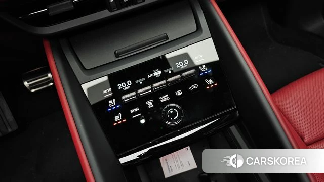 Porsche Makan EV 2025 Белый из Кореи, фото 5