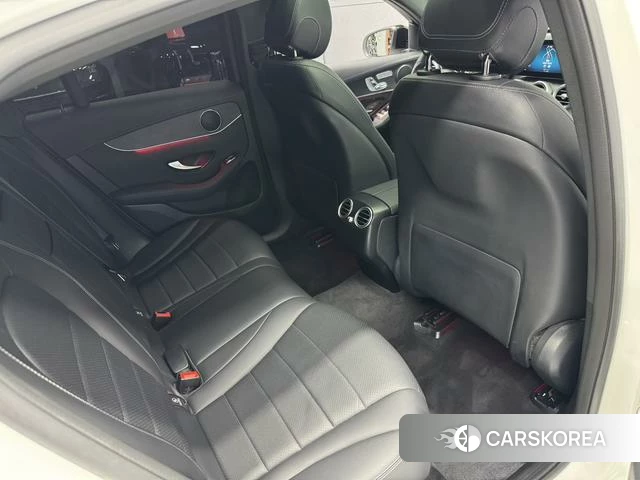 Mercedes-Benz GLC 2021 Белый из Китая, фото 5