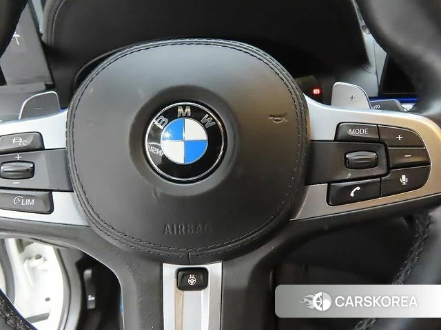 BMW 5 Series (G30) 2019 Белый из Кореи, фото 5