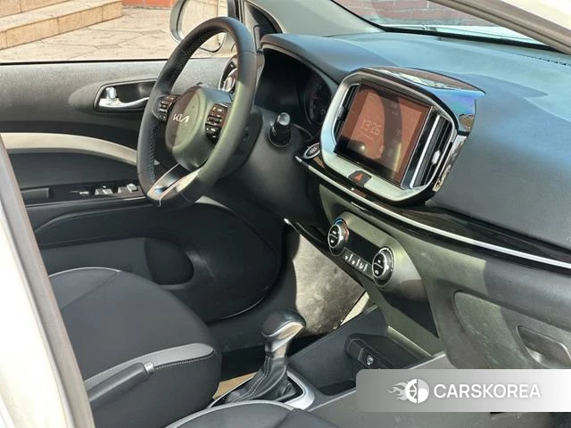 Kia KX1 2023 Белый из Китая, фото 5