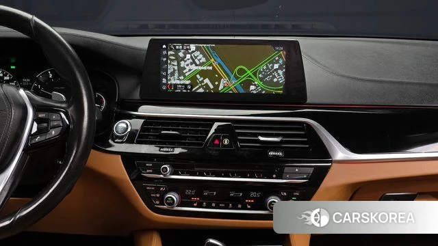 BMW 5 Series (G30) 2018 Серый из Кореи, фото 5
