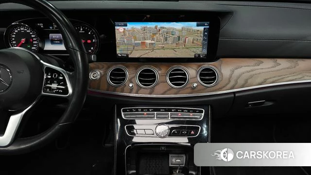 Mercedes-Benz E-Class W213 2019 Белый из Кореи, фото 5