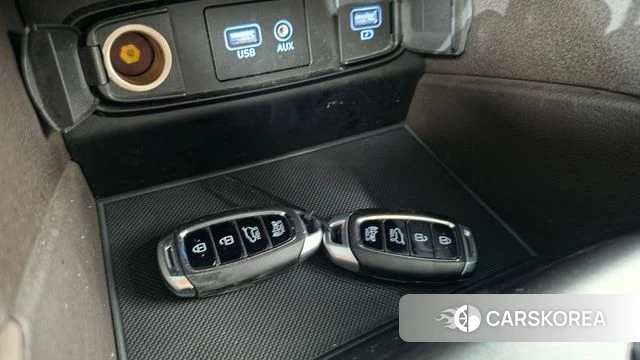 Hyundai Santa Fe TM 2018 Серый из Кореи, фото 5