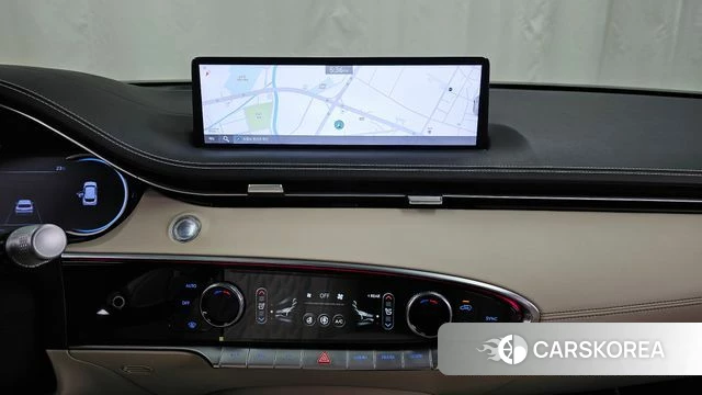 Genesis GV70 2023 Белый из Кореи, фото 5