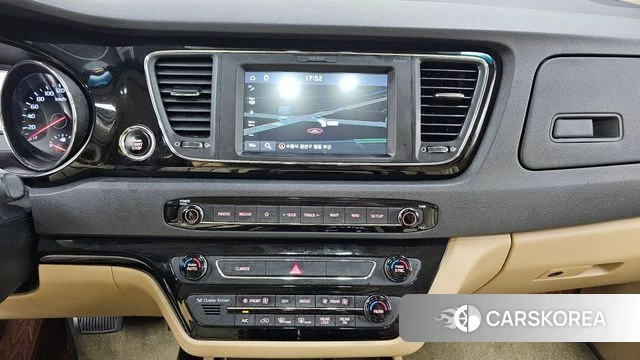 Kia The New Carnival 2019 Черный из Кореи, фото 5