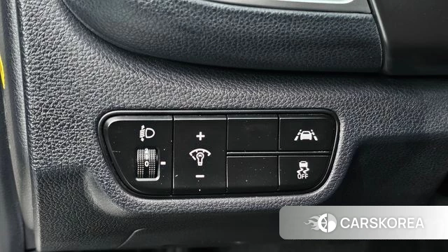 Kia Seltos 2019 Белый из Кореи, фото 5