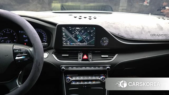 Hyundai Grandeur IG 2018 Серебристо-серый из Кореи, фото 5