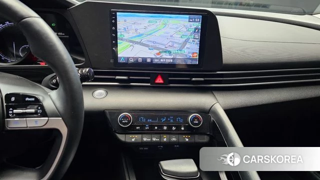 Hyundai Avante Hybrid (CN7) 2023 Белый из Кореи, фото 5