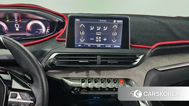 Peugeot 5008 second generation 2021 Белый двухцветный из Кореи, фото 5