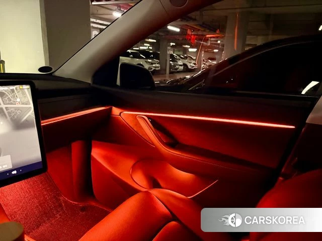 Tesla Model Y 2022 Белый из Кореи, фото 5