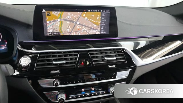 BMW 5 Series (G30) 2019 Черный из Кореи, фото 5