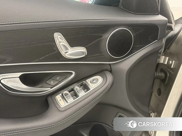 Mercedes-Benz C-class 2021 Серебристо-серый из Китая, фото 5