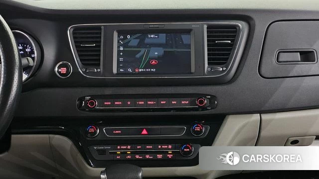 Kia The New Carnival 2019 Серый из Кореи, фото 5