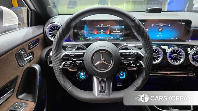 Mercedes-Benz A-Class W177 2024 Белый из Кореи, фото 5