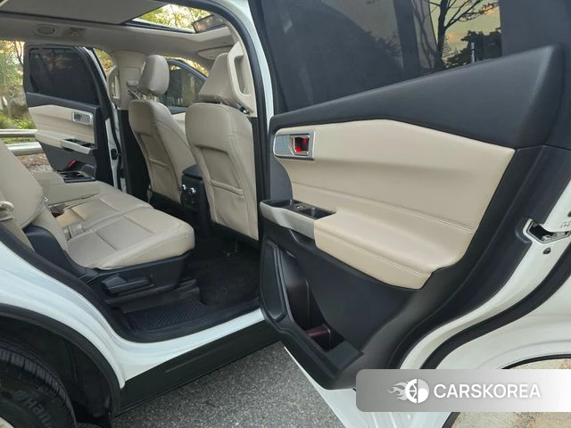 Ford Explorer 6th Generation 2021 Белый из Кореи, фото 5