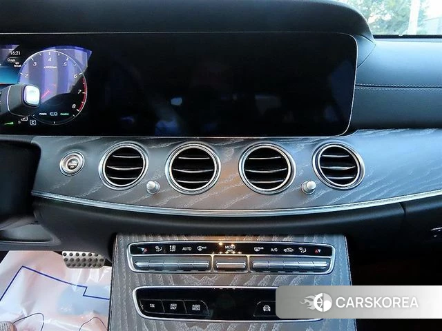 Mercedes-Benz E-Class W213 2022 Серый из Кореи, фото 5