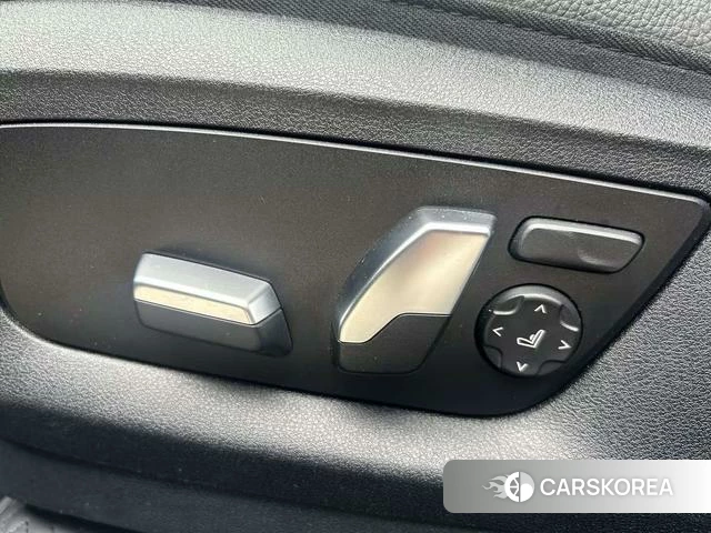 BMW 6 series GT 2024 Серебристо-серый из Китая, фото 5