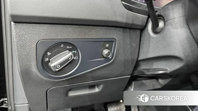 Volkswagen Tiguan second Generation 2022 Черный из Кореи, фото 5