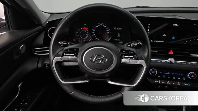 Hyundai Avante (CN7) 2023 Белый из Кореи, фото 5