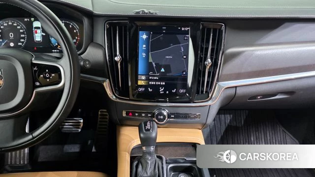 Volvo V90 Cross-Country 2018 Серый из Кореи, фото 5