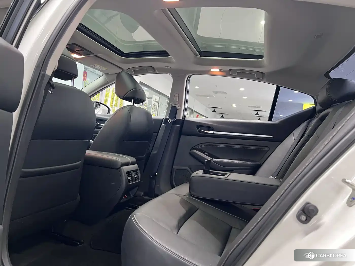 Nissan Altima 2021 Белый из Китая, фото 5
