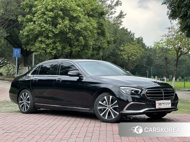 Mercedes-Benz E-Class 2023 Черный из Китая, фото 5
