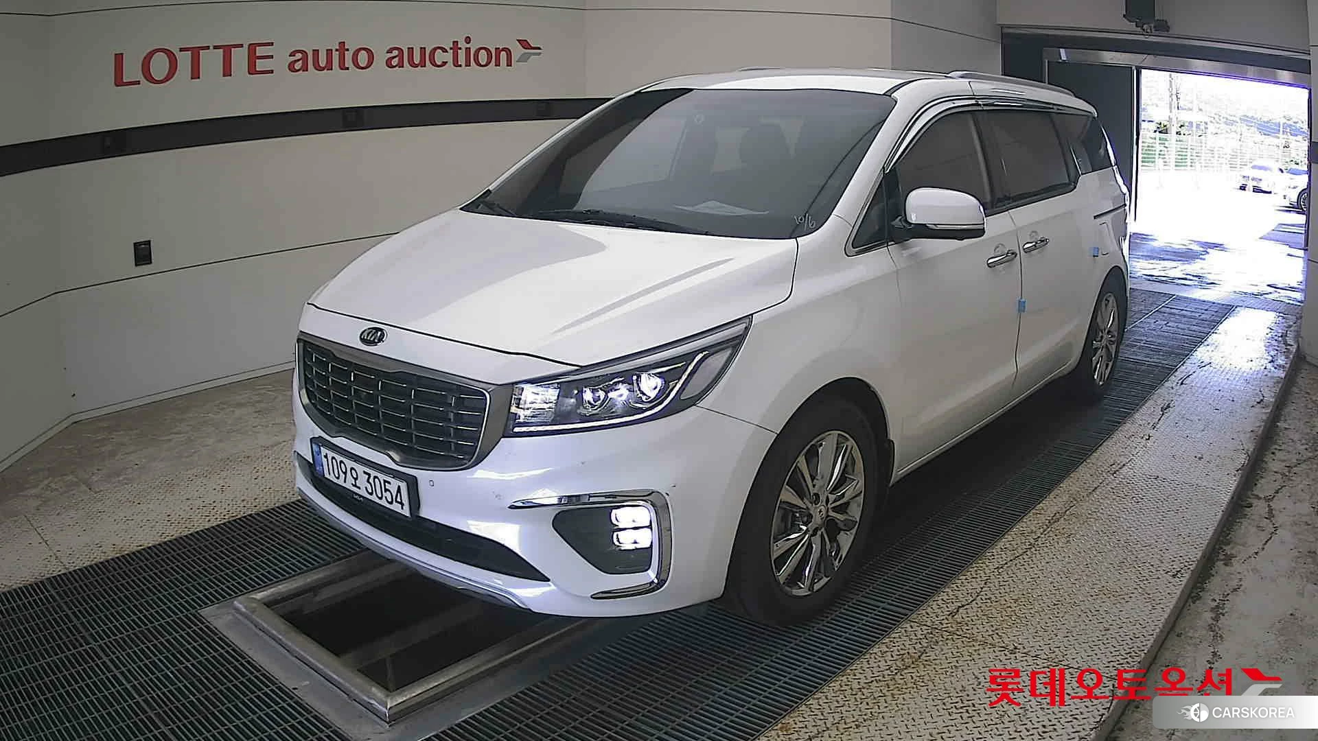 Kia Carnival id 4990106 из Кореи 5