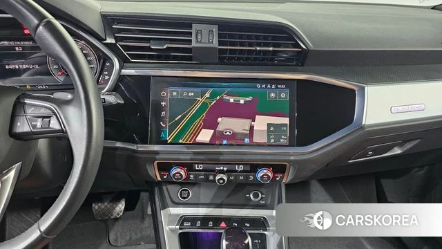 Audi Q3 (F3) 2024 Белый из Кореи, фото 5