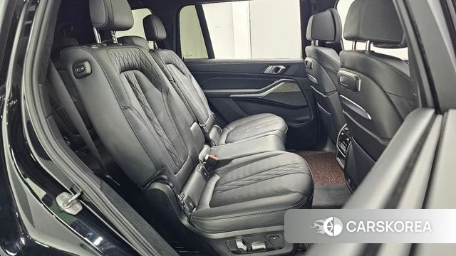 BMW X7 (G07) 2022 Черный из Кореи, фото 5