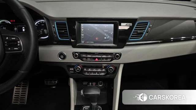 Kia Niro 2019 Черный из Кореи, фото 6