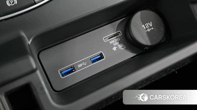 Land Rover Discovery 5 2018 Черный из Кореи, фото 5
