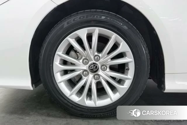 Toyota Allion 2021 Белый из Китая, фото 5