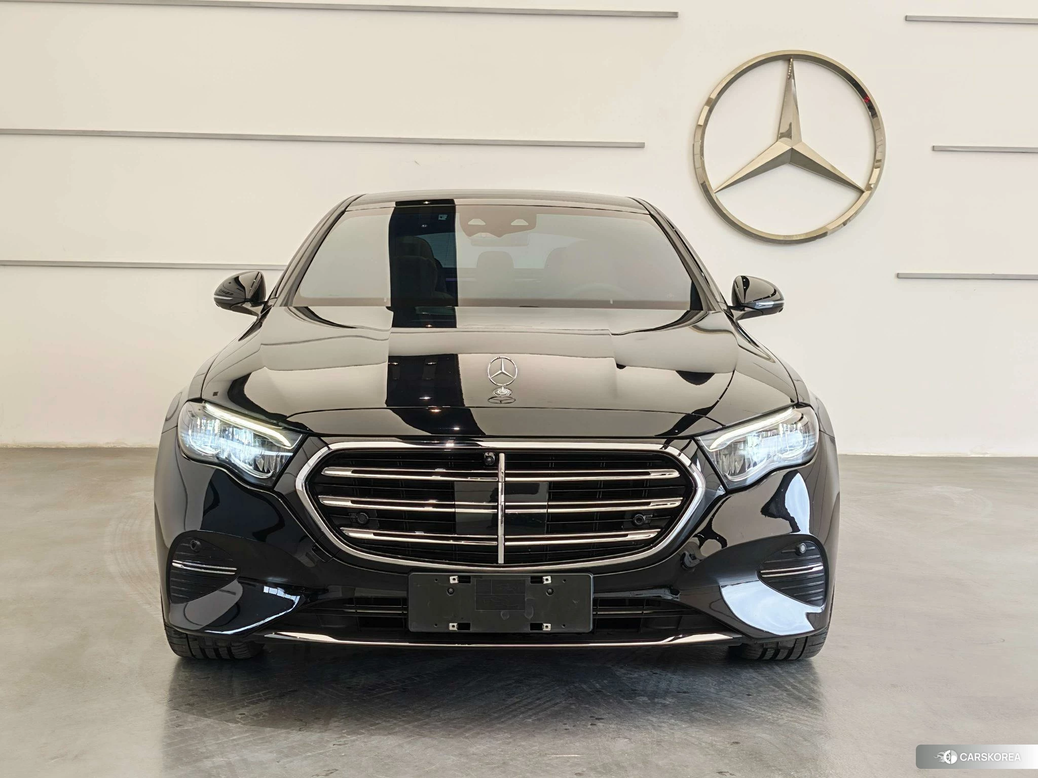 Mercedes-Benz E-Class 2023 Черный из Китая, фото 5