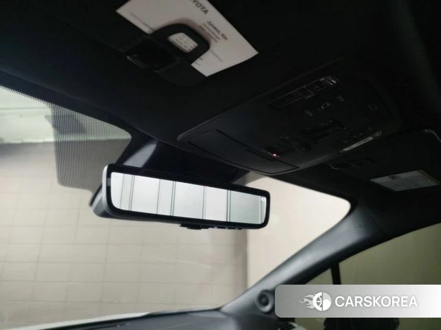 Toyota Sienna 4th Generation 2025 Белый из Кореи, фото 5