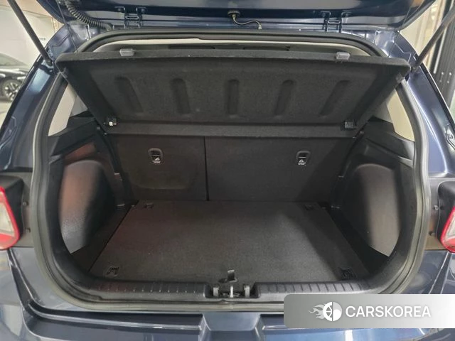 Hyundai Venue 2021 Серый из Кореи, фото 5
