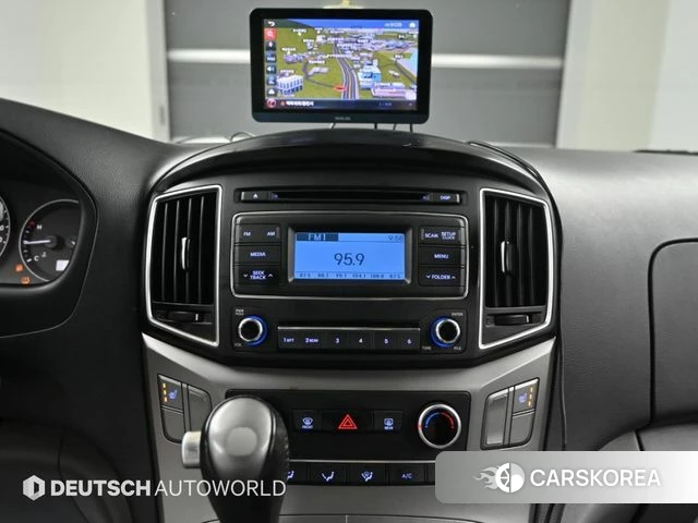 Hyundai The New Grand Starex 2021 Серебристо-серый из Кореи, фото 5