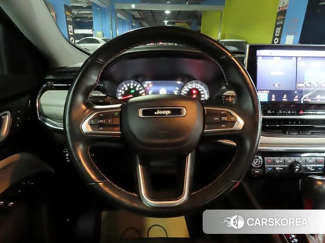 Jeep Compass 2nd Generation 2022 Черный из Кореи, фото 5