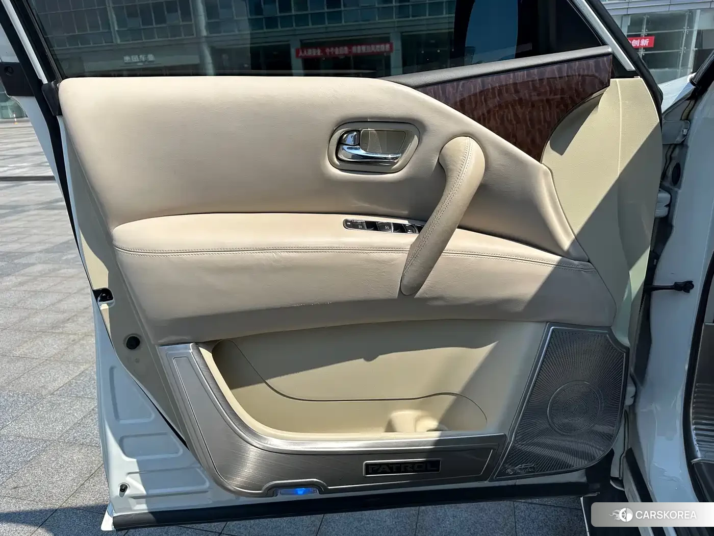 Nissan Patrol 2018 Белый из Китая, фото 5