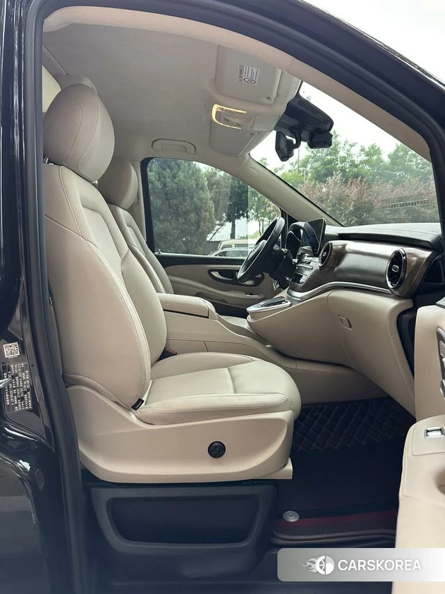 Mercedes-Benz V-Class 2022 Черный из Китая, фото 5