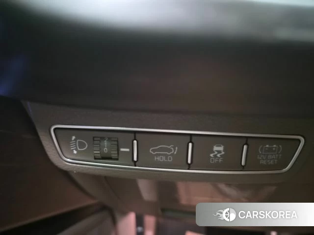 Kia K8 Hybrid 2022 Серый из Кореи, фото 5