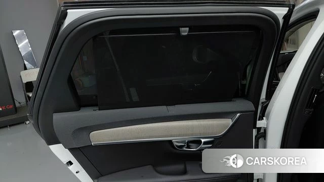Volvo V90 Cross-Country 2025 Белый из Кореи, фото 5