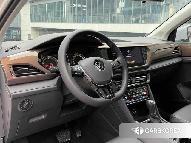 Volkswagen Tharu 2021 Белый из Китая, фото 5