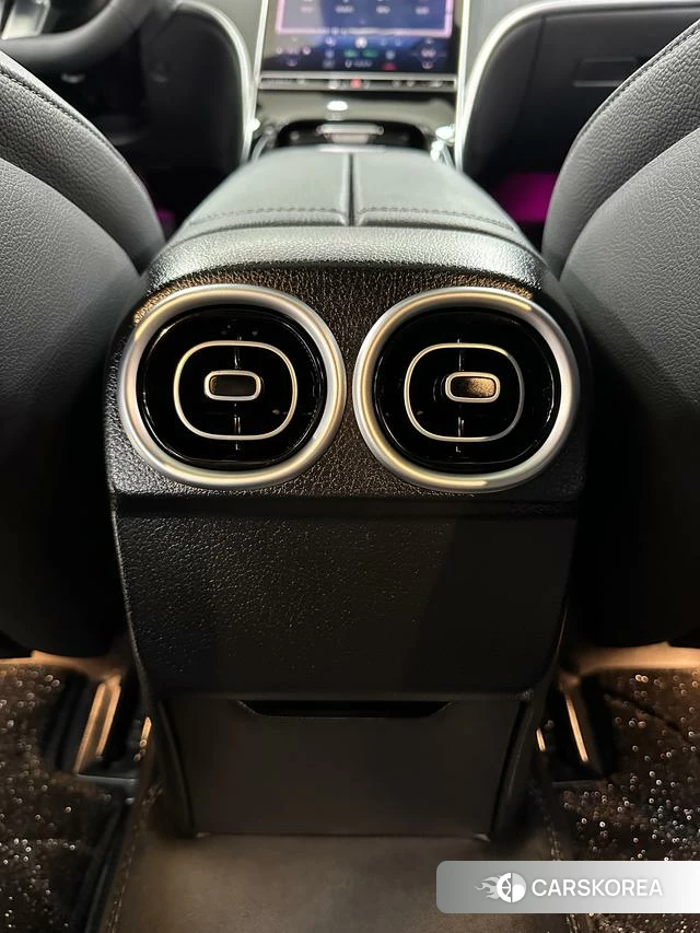 Mercedes-Benz C-class 2023 Белый из Китая, фото 5