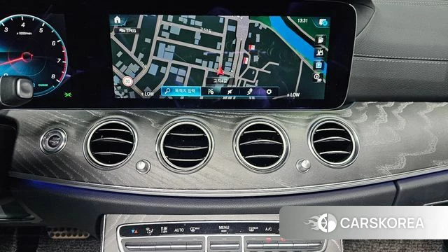 Mercedes-Benz E-Class W213 2021 Синий из Кореи, фото 5