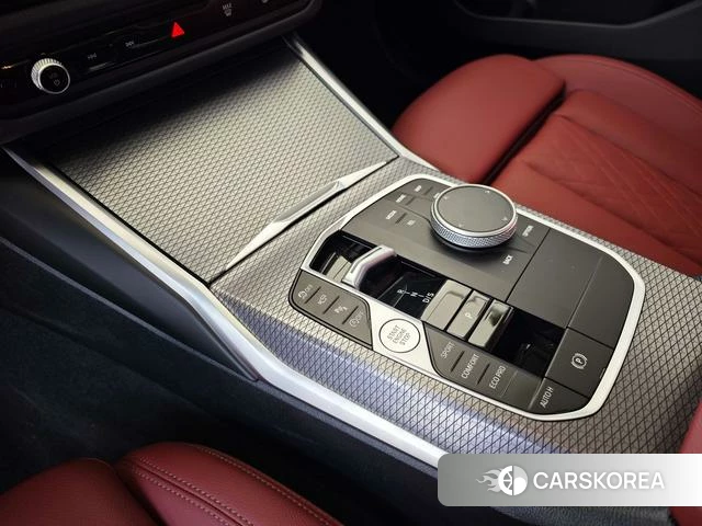 BMW 3 series 2025 Черный из Китая, фото 5