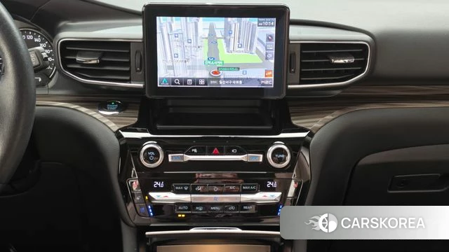 Ford Explorer 6th Generation 2021 Белый из Кореи, фото 5