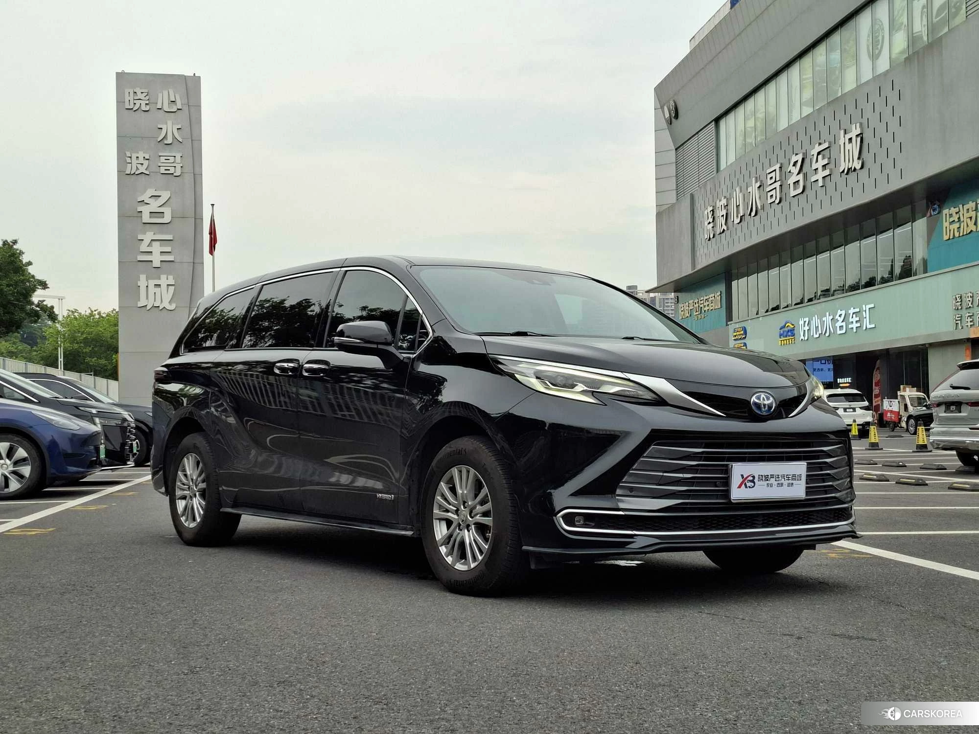Toyota Sienna 2021 Черный из Китая, фото 5