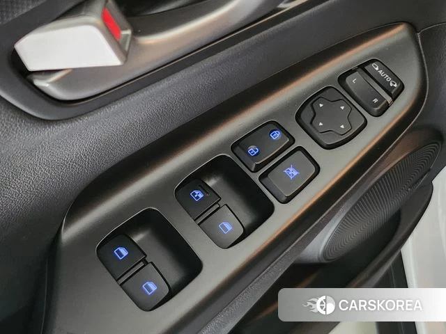 Hyundai Kona 2019 Белый двухцветный из Кореи, фото 5